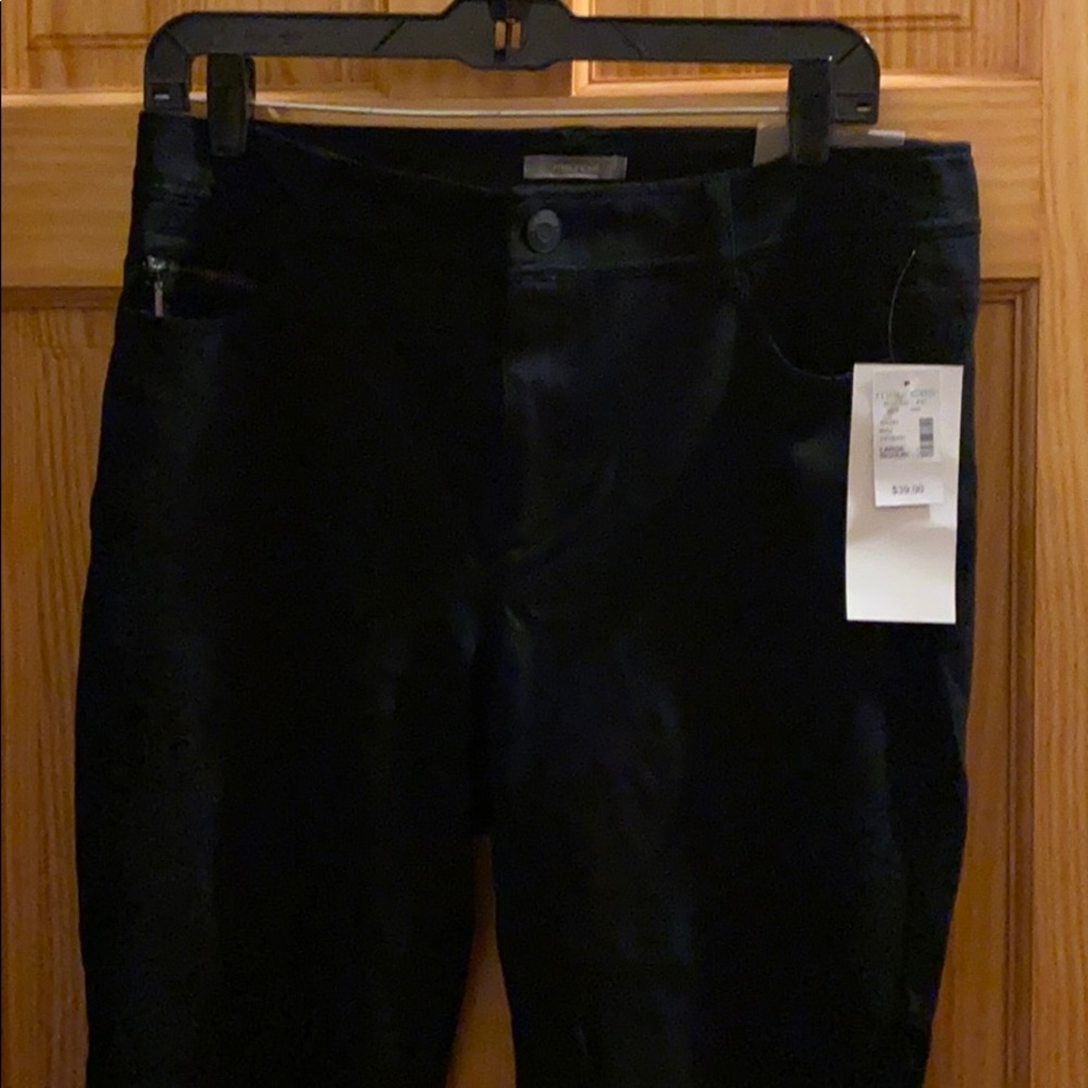 NWT Black Stretch Dress Pants w/ Zipper Pockets